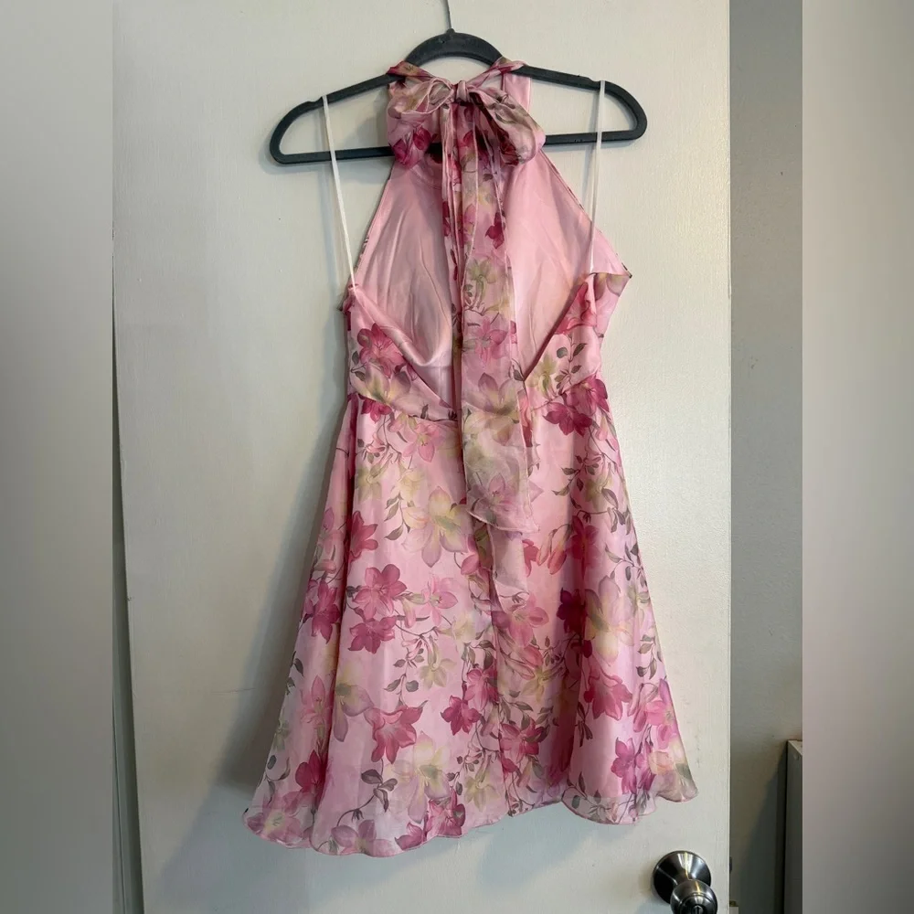 Petal & Pup Gardenia Floral Halter Dress - Picture 3 of 4
